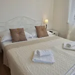 Holiday home Seaside House For Families With Children Mastrinka, Ciovo - 22789 Trogir