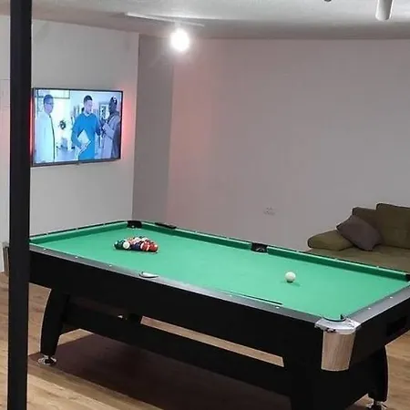 Seaside House For Families With Children Mastrinka, Ciovo - 22789 * טרוגיר